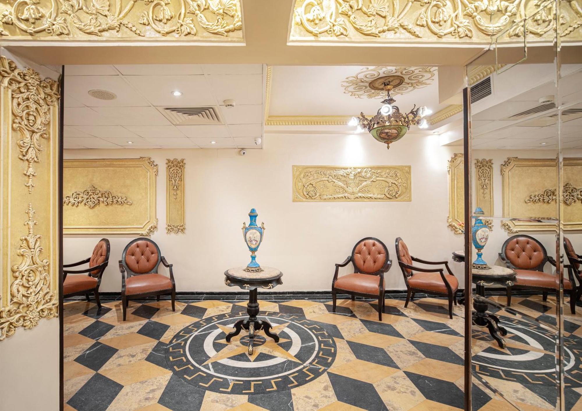 Hotel Holidays Express 3*