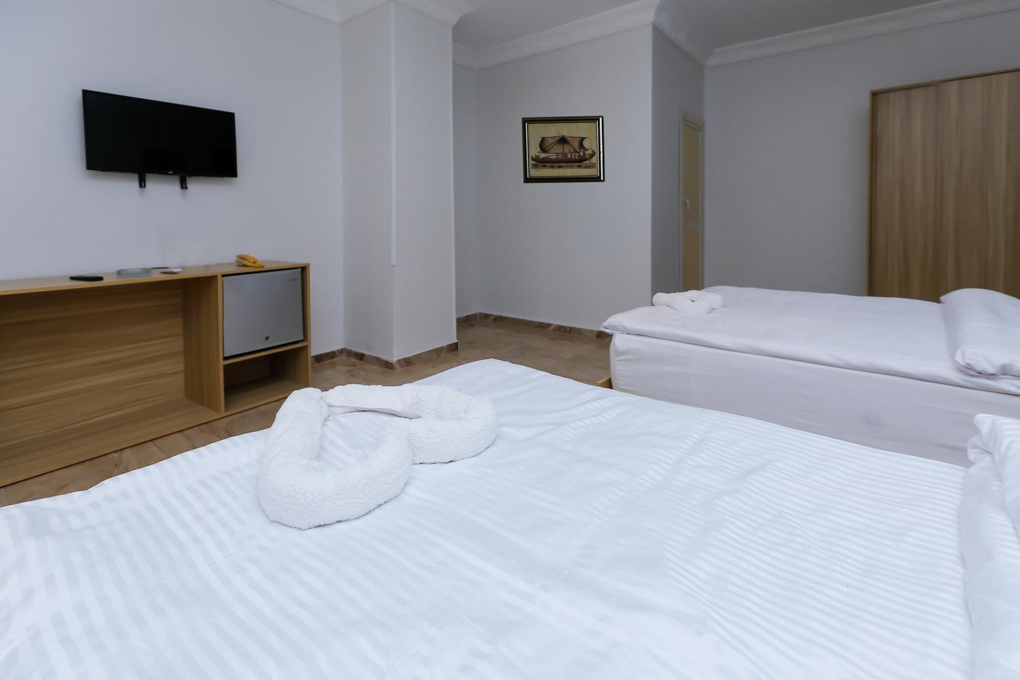 Otel Pyramids Express View