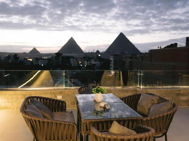 Hotel Tuya Pyramid View