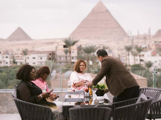 Tuya Pyramid View Hotel *