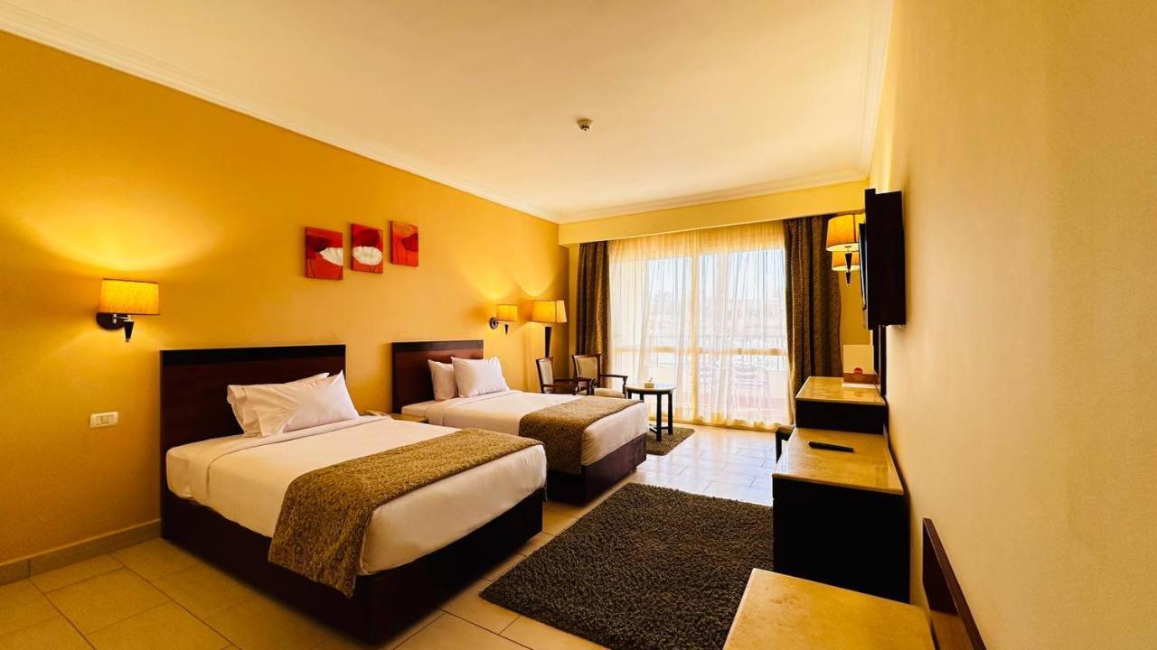 Regency Plaza Aqua Park And Resort
