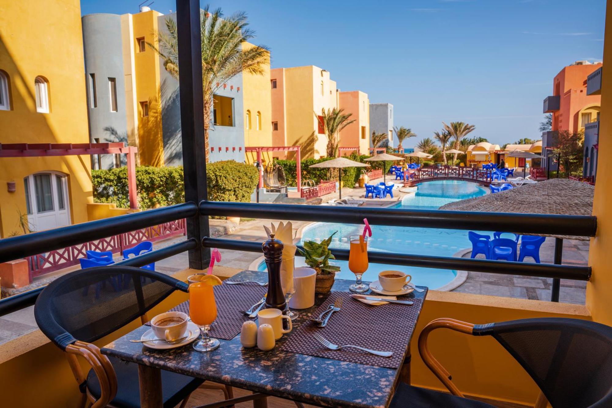 Hotel Al Dora 3*