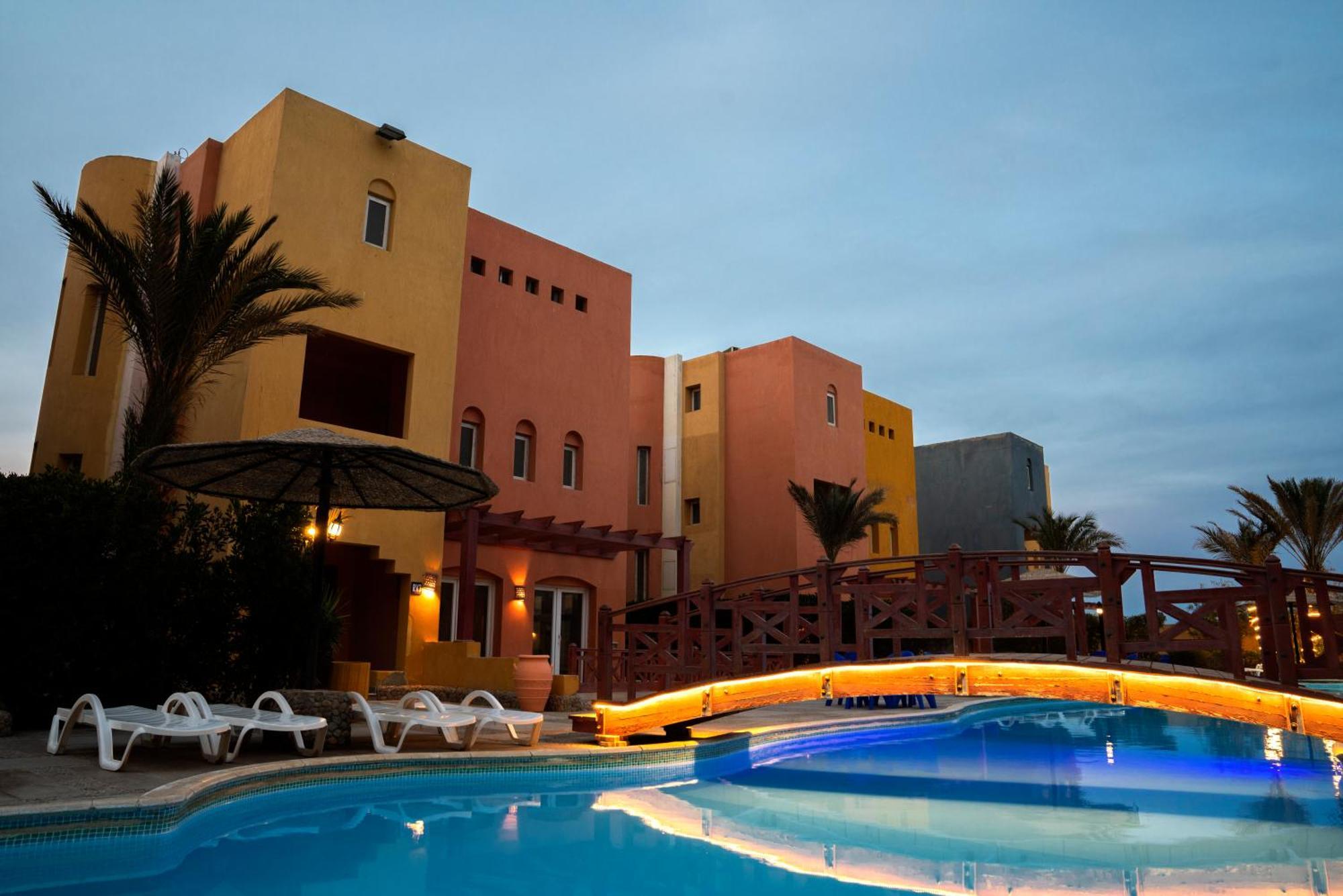 Al Dora Hotel 3*