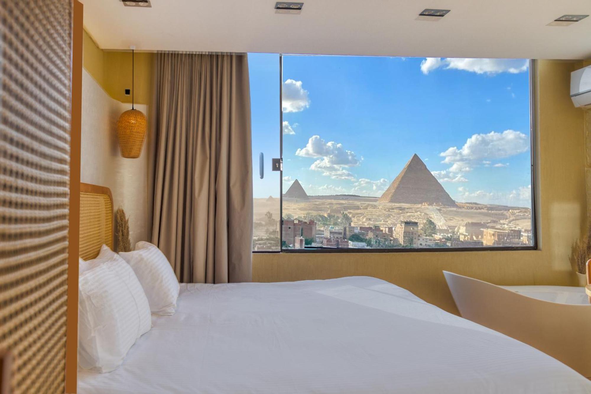Eterna Pyramids View Hotel Kafrat al Jabal