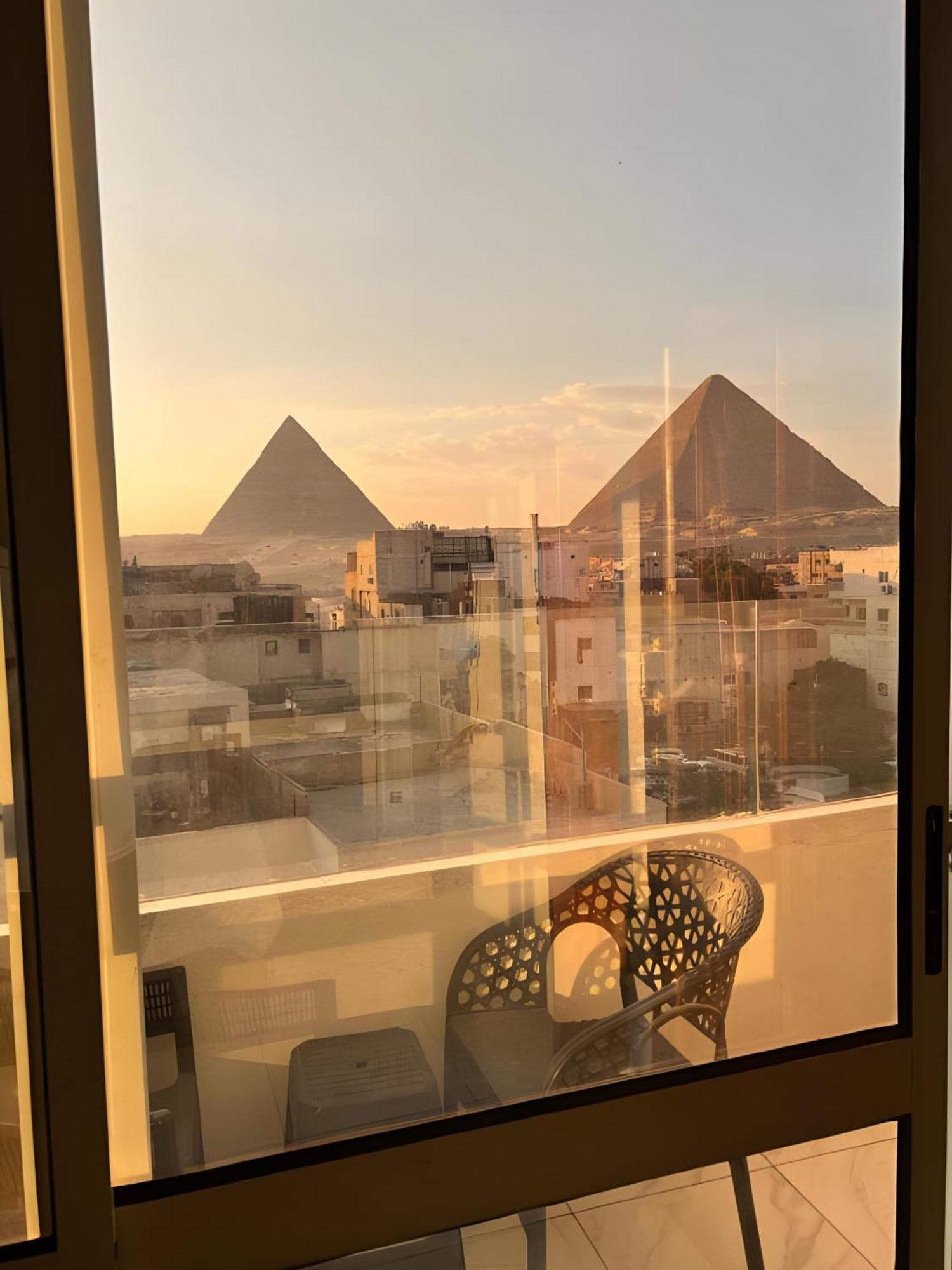 Hotel Golden Pyramids Of The Middle East