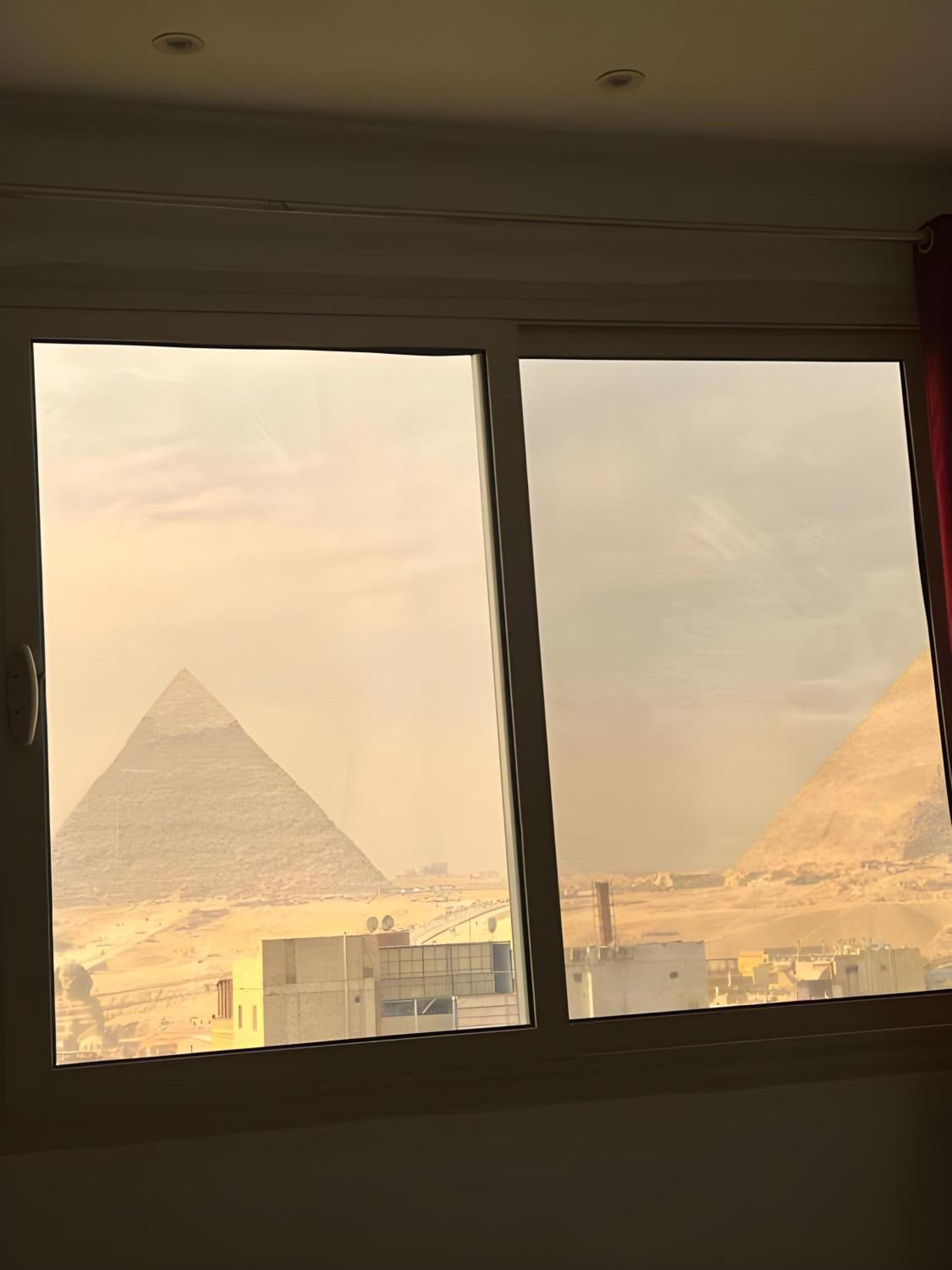 Hotel Golden Pyramids Of The Middle East