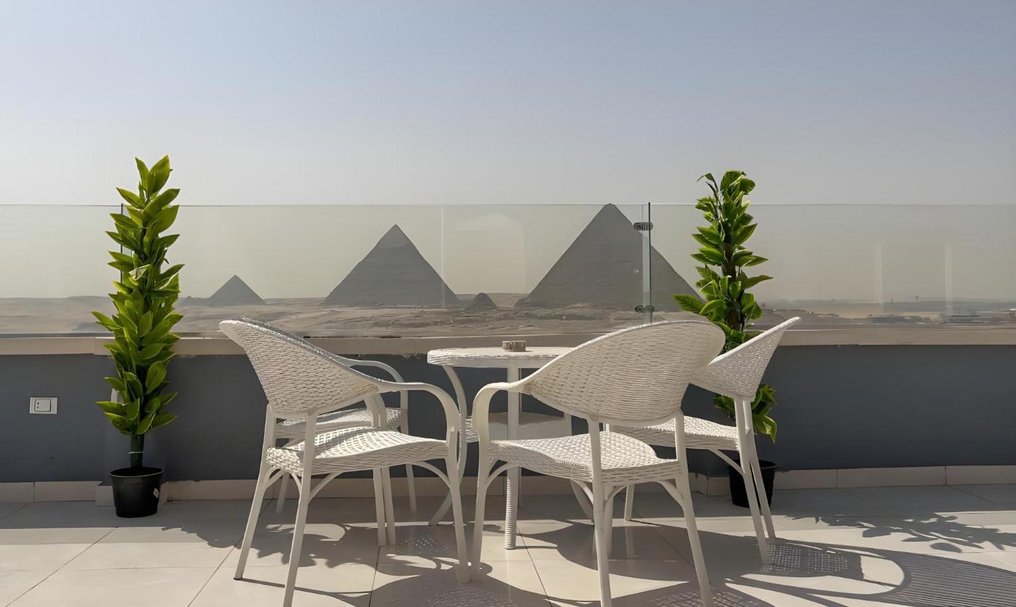 Hotel Golden Pyramids Of The Middle East Kafrat al Jabal