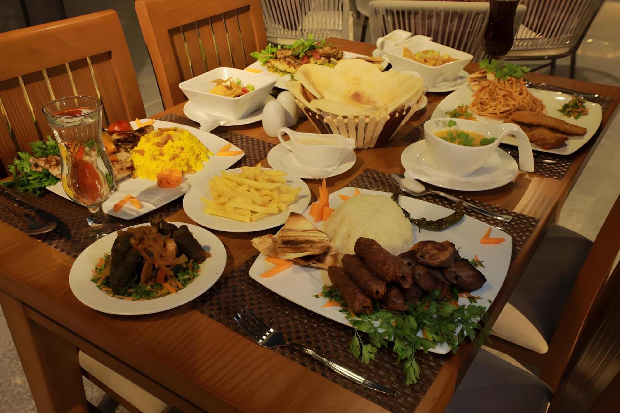 Golden Pyramids Of The Middle East 3*