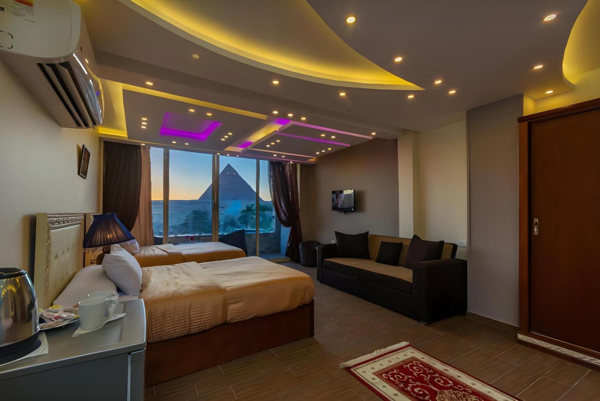 Golden Pyramids Of The Middle East Hotel 3*