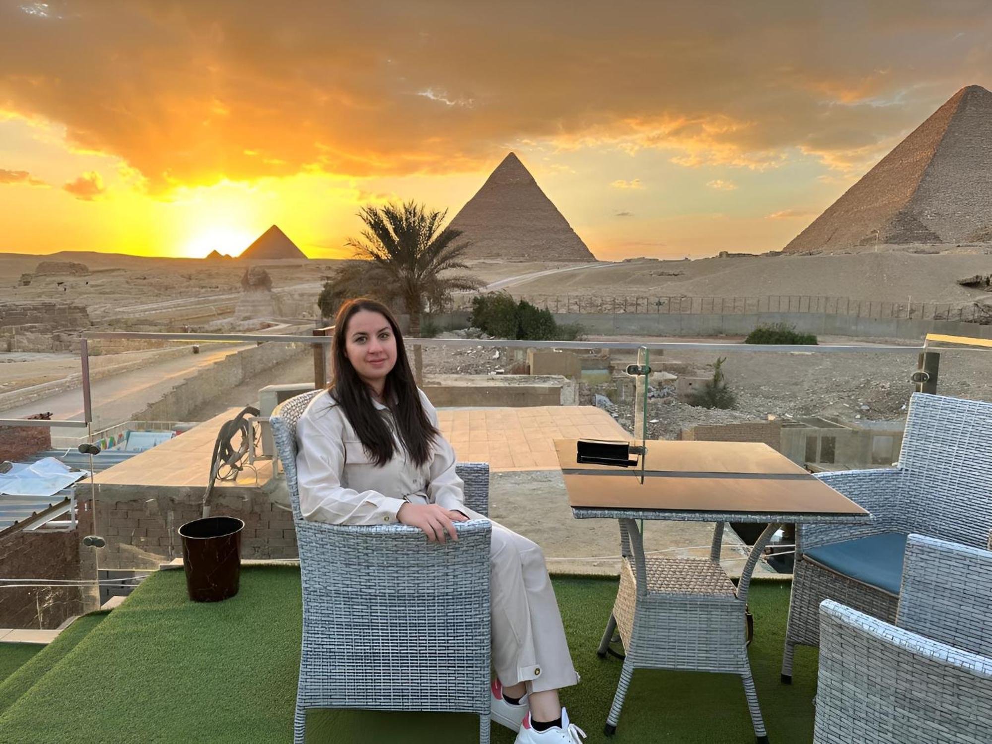 Golden Pyramids Of The Middle East Hotel Kafrat al Jabal