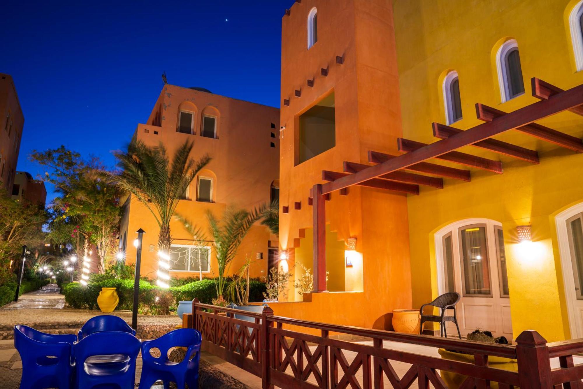 Al Dora Hotel 3*