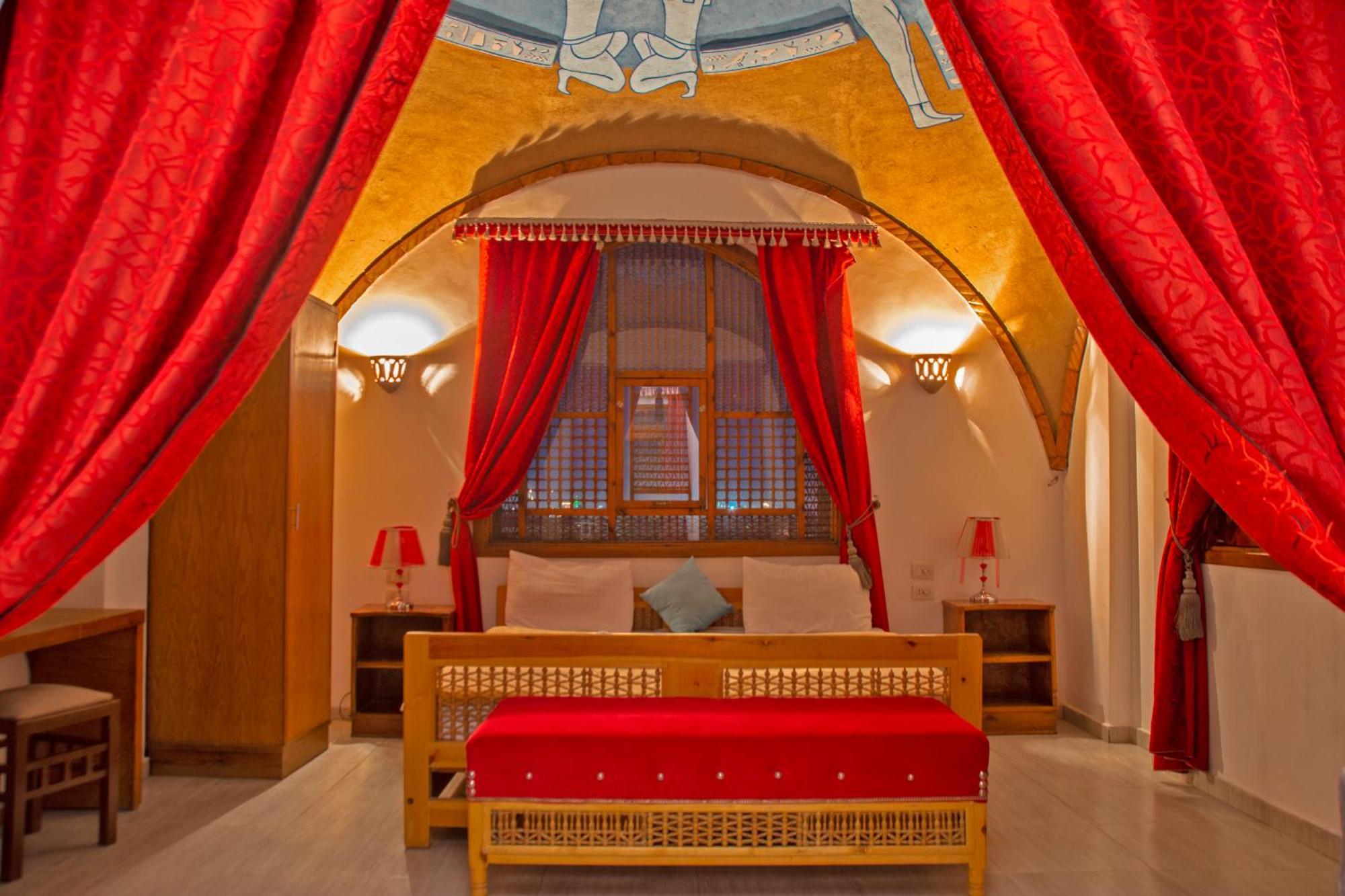 Thebes Hotel