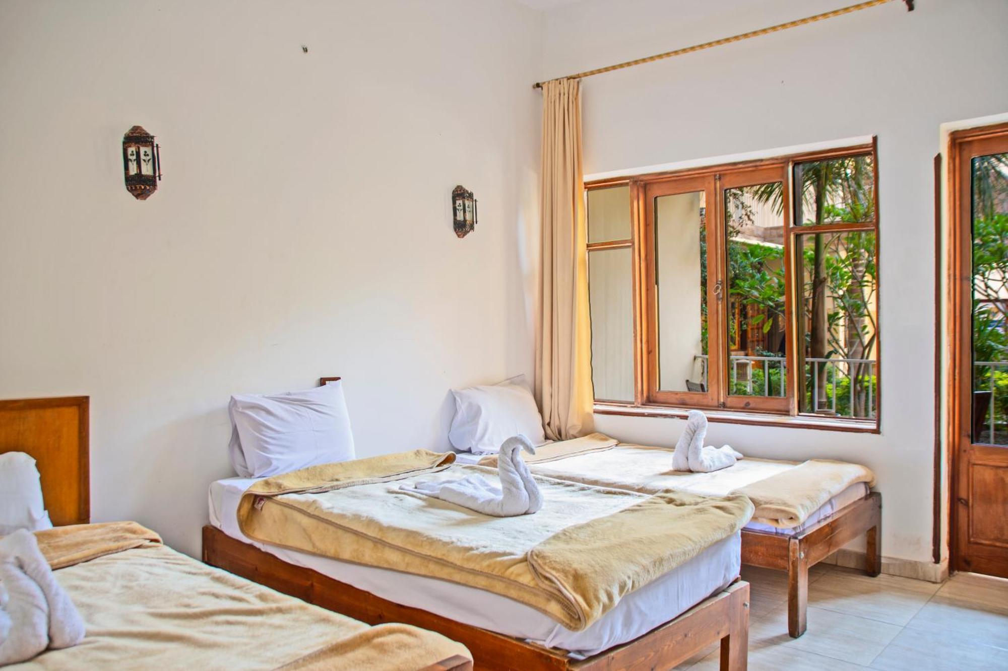 Thebes Hotel