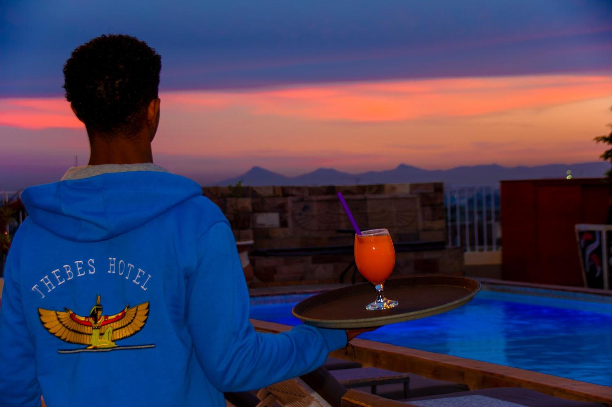 Hotel Thebes