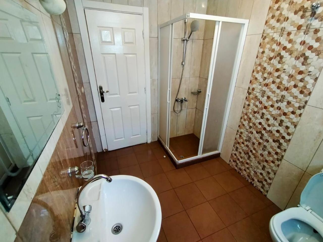 Delta 202-105 Apartment *