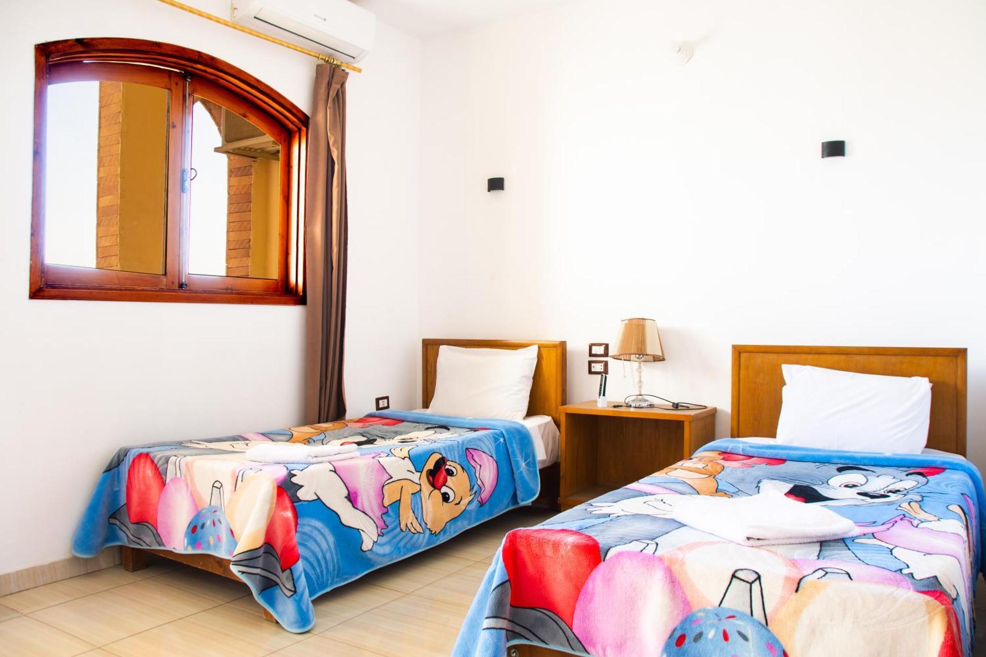 Thebes Hotel
