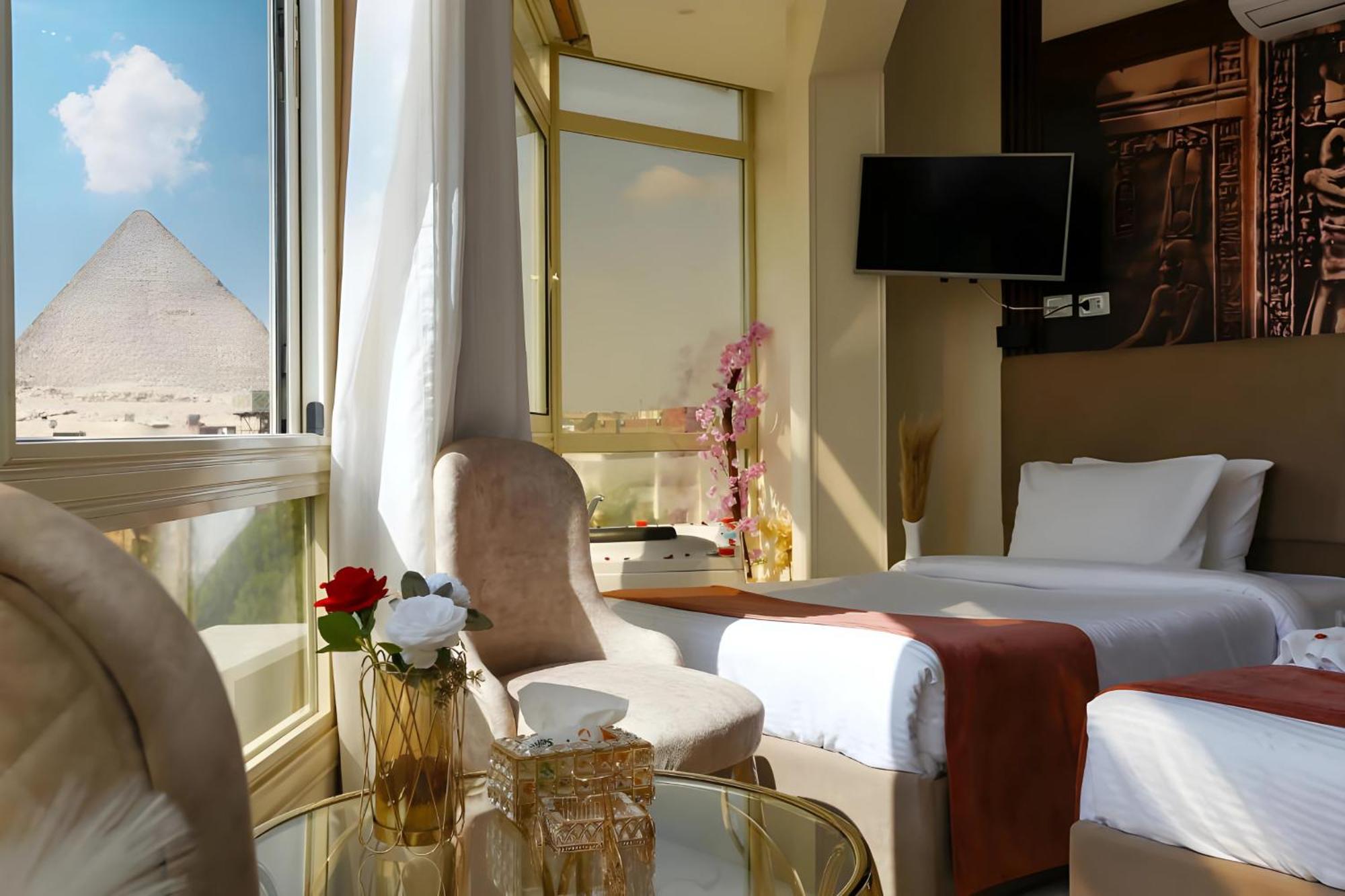 Desert Crown Of The Middle East Pyramids View 3* Kahire