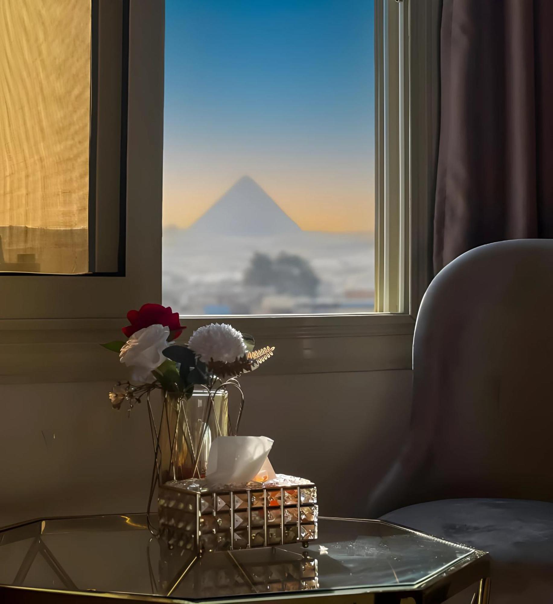 Desert Crown Of The Middle East Pyramids View 3*