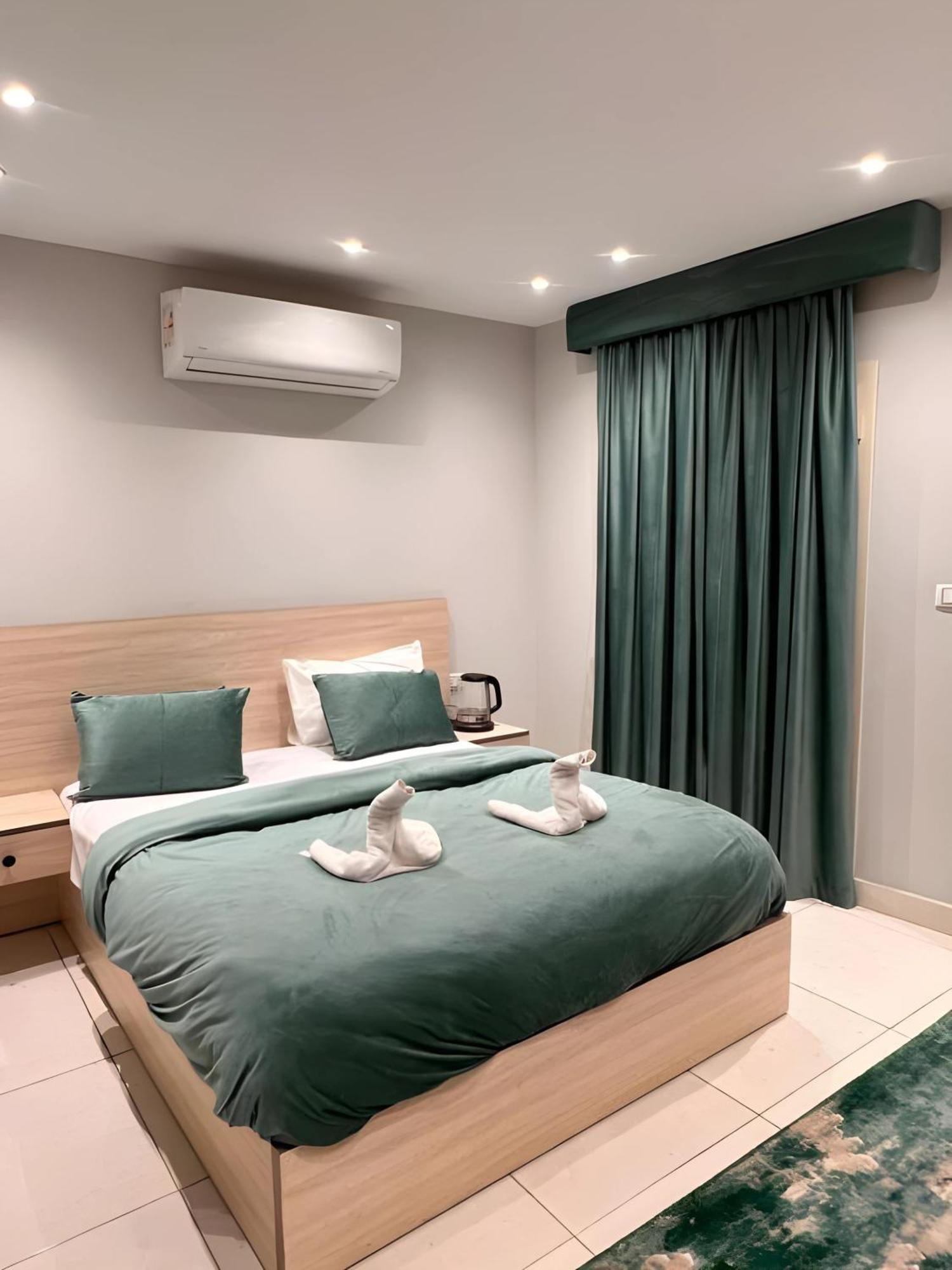 Legacy Middle Treasure Pyramids View Hotel 3*