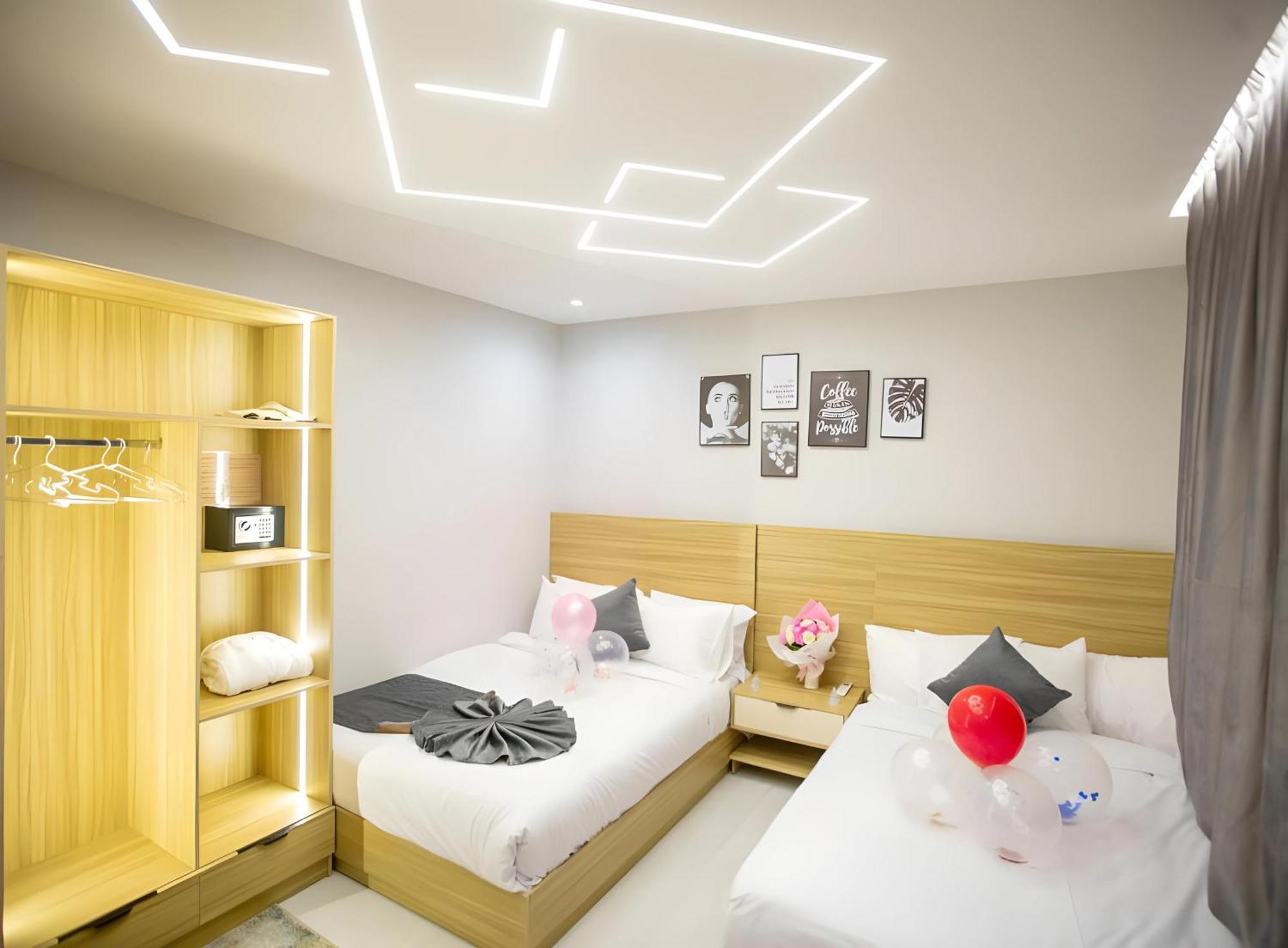 Legacy Middle Treasure Pyramids View Hotel 3*
