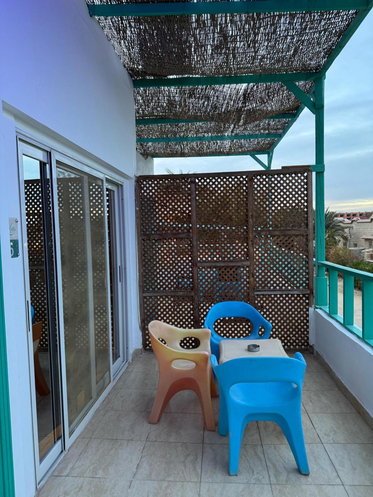 Motel Lilly Lounge And Pool For Adults Only