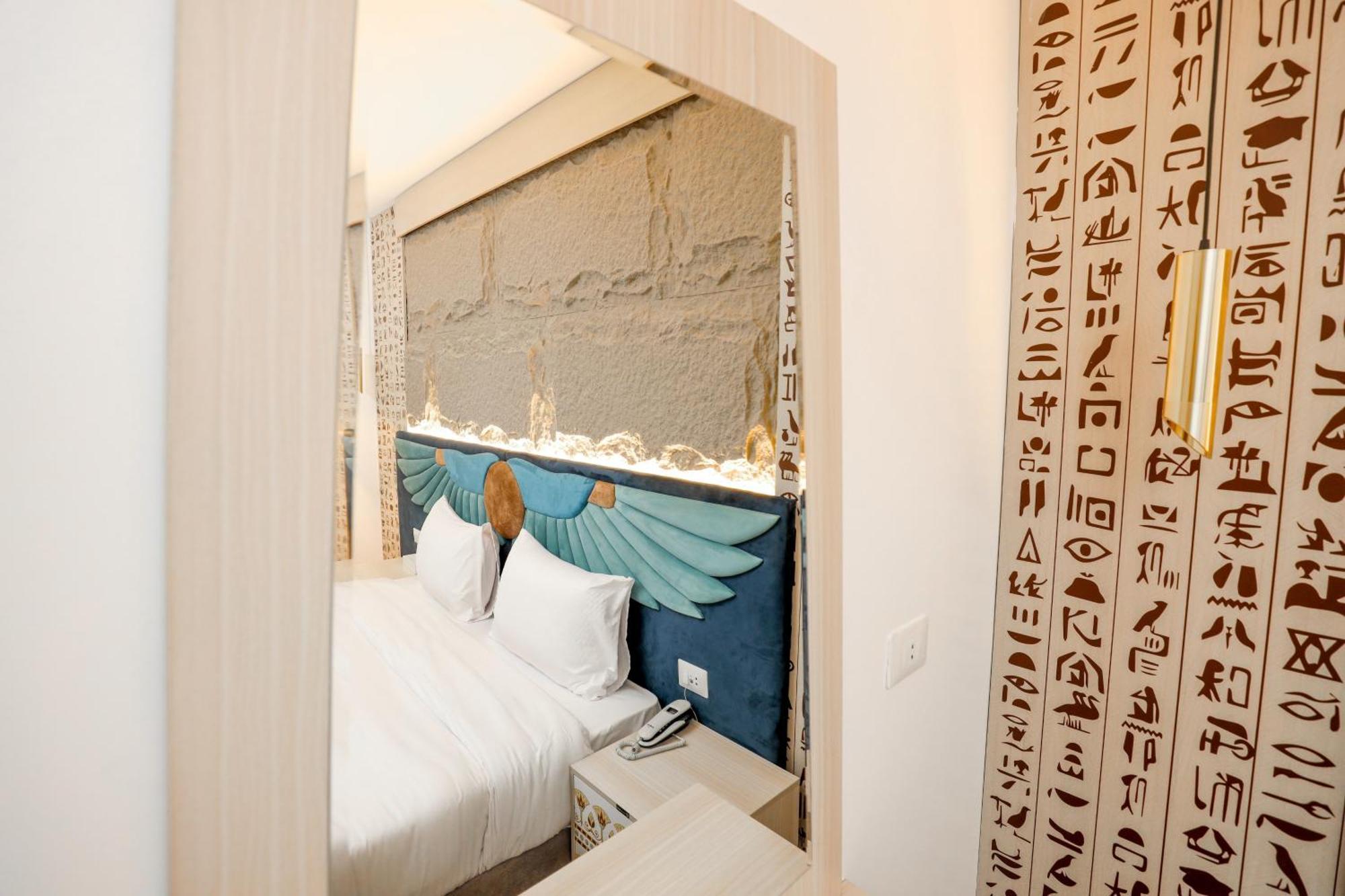 Sultan Pyramids View Hotel