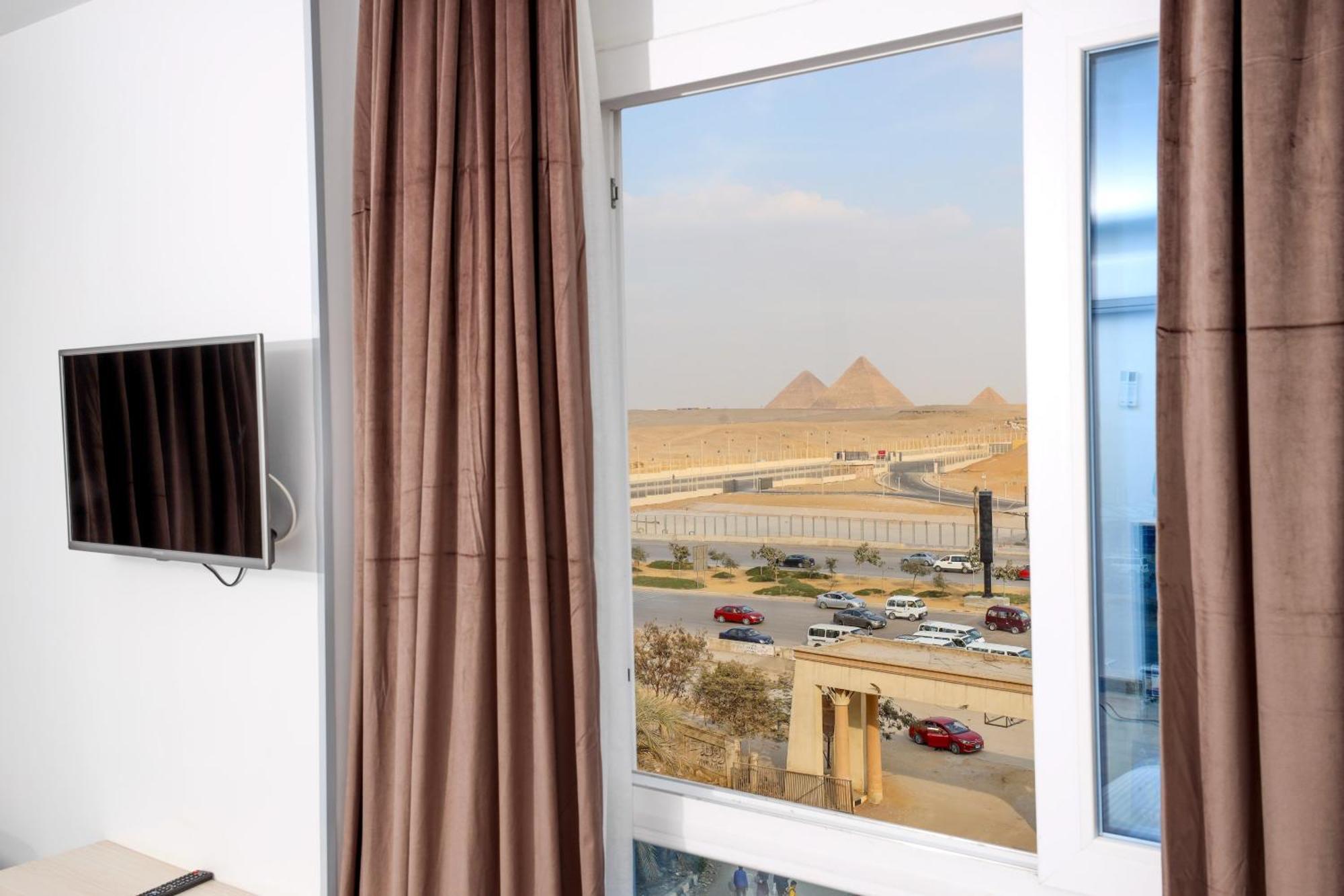 Sultan Pyramids View Hotel