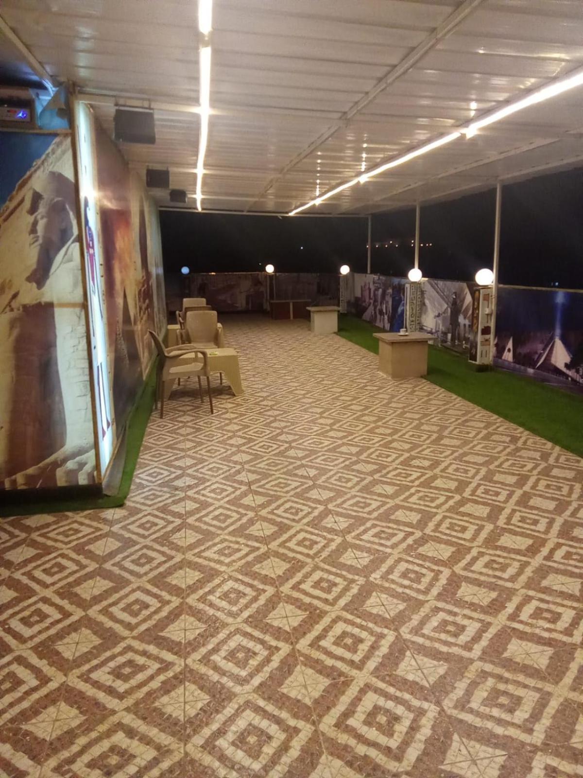 Hotel Adam Pyramid View
