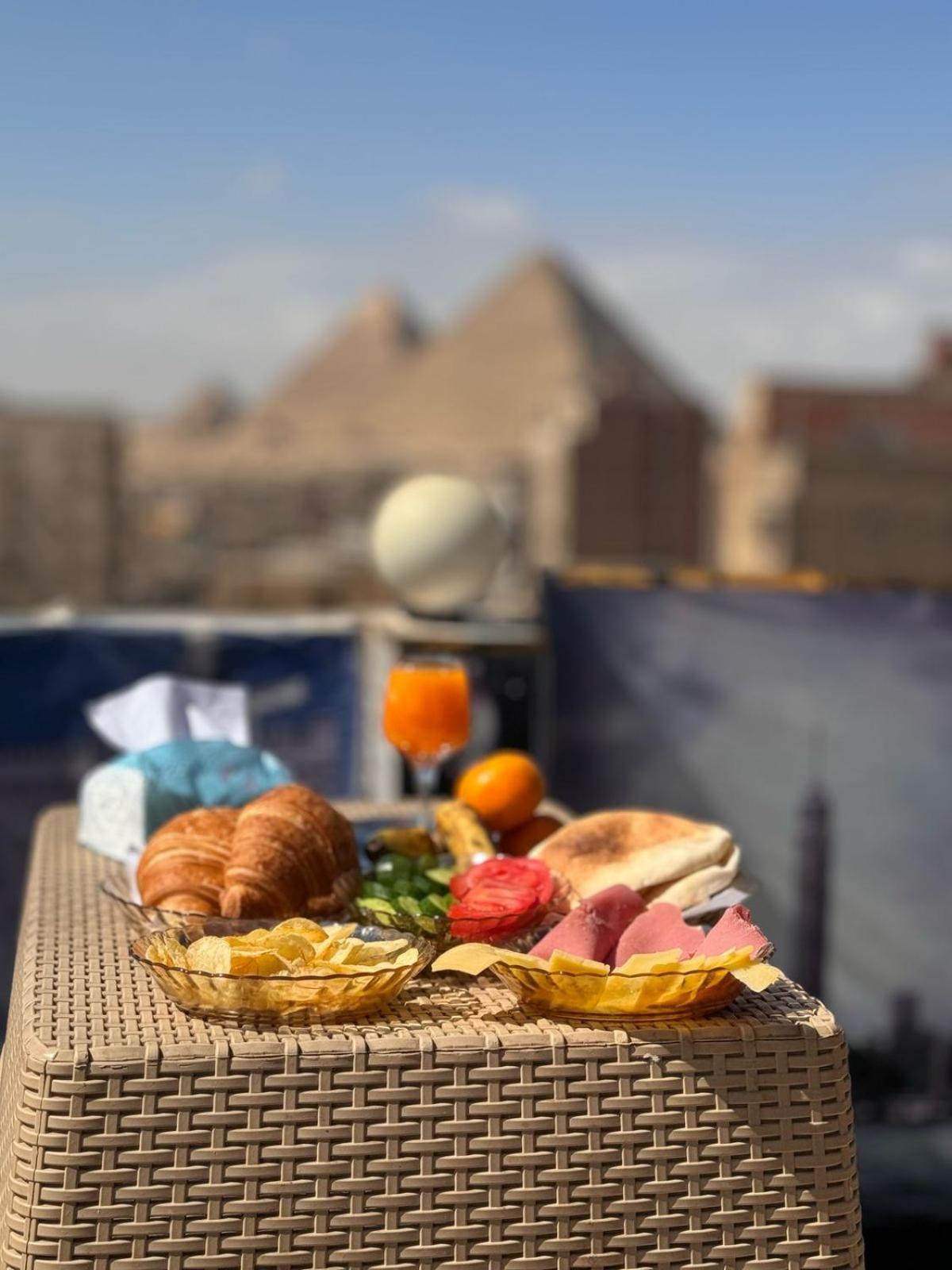 Adam Pyramid View Hotel 2*