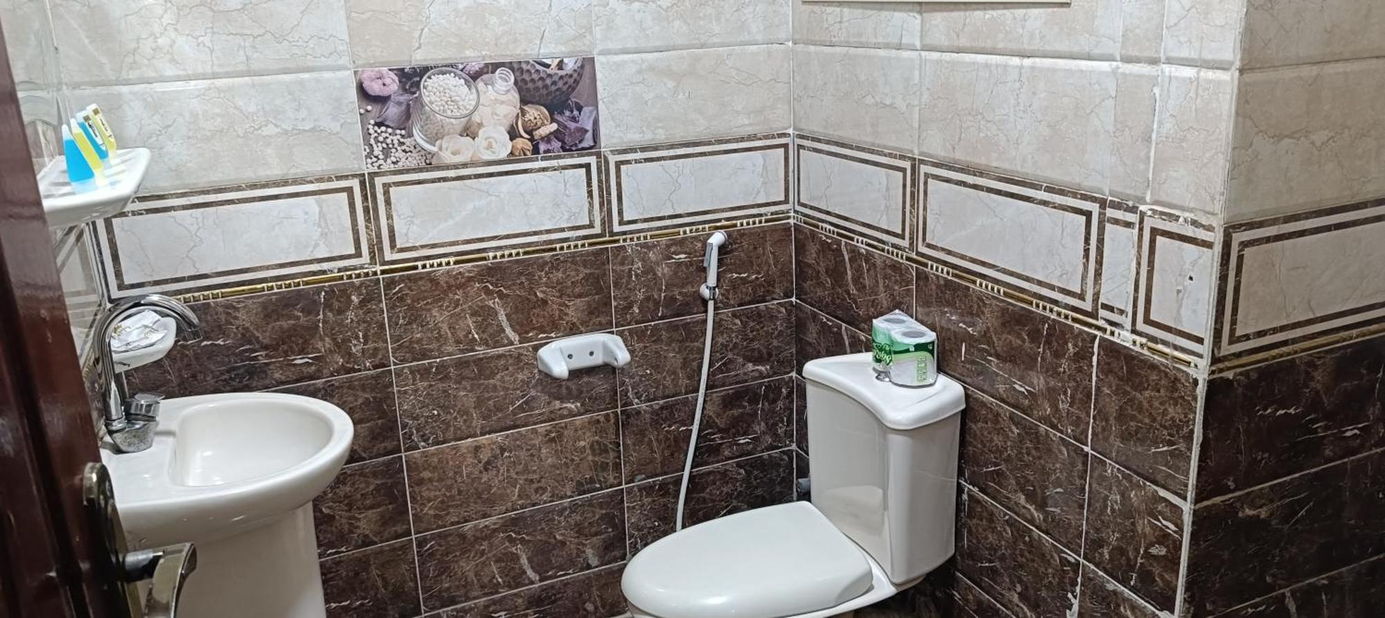 Adam Pyramid View Hotel Kafrat al Jabal