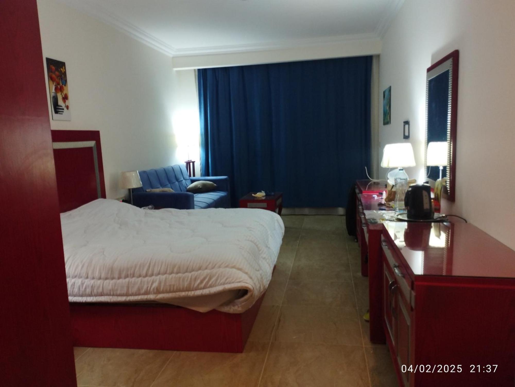 Oyster Bay And Hotel
