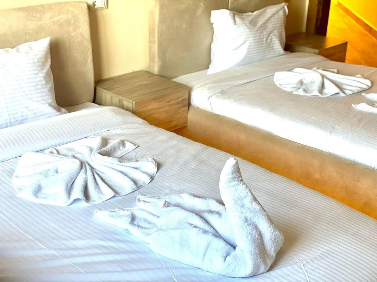 Moonlight Pyramids View 4* Kafret el-Gabal