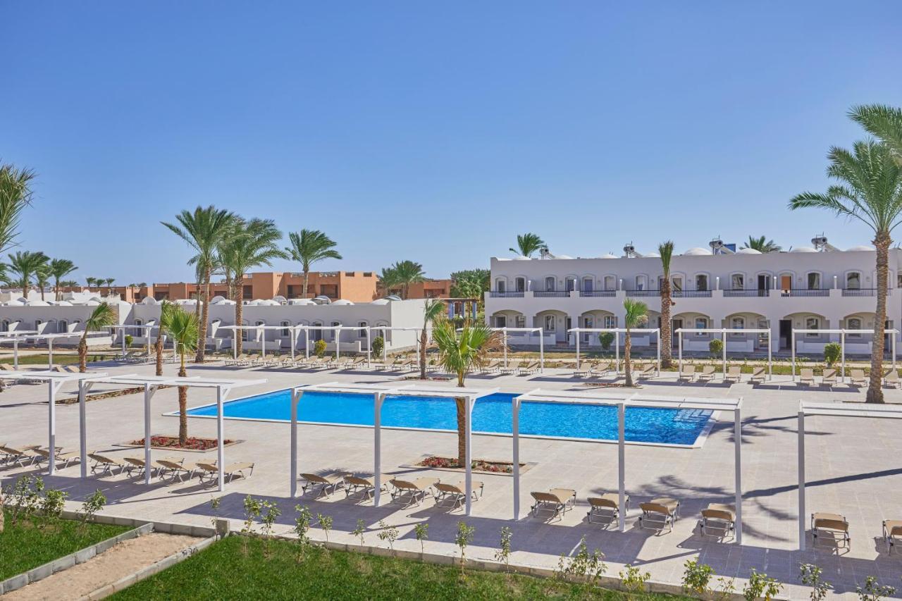 Jaz Neo Reef Marsa Resort 4*