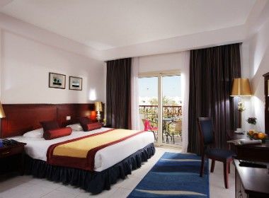 Golden 5 Emerald Sahl Hasheesh