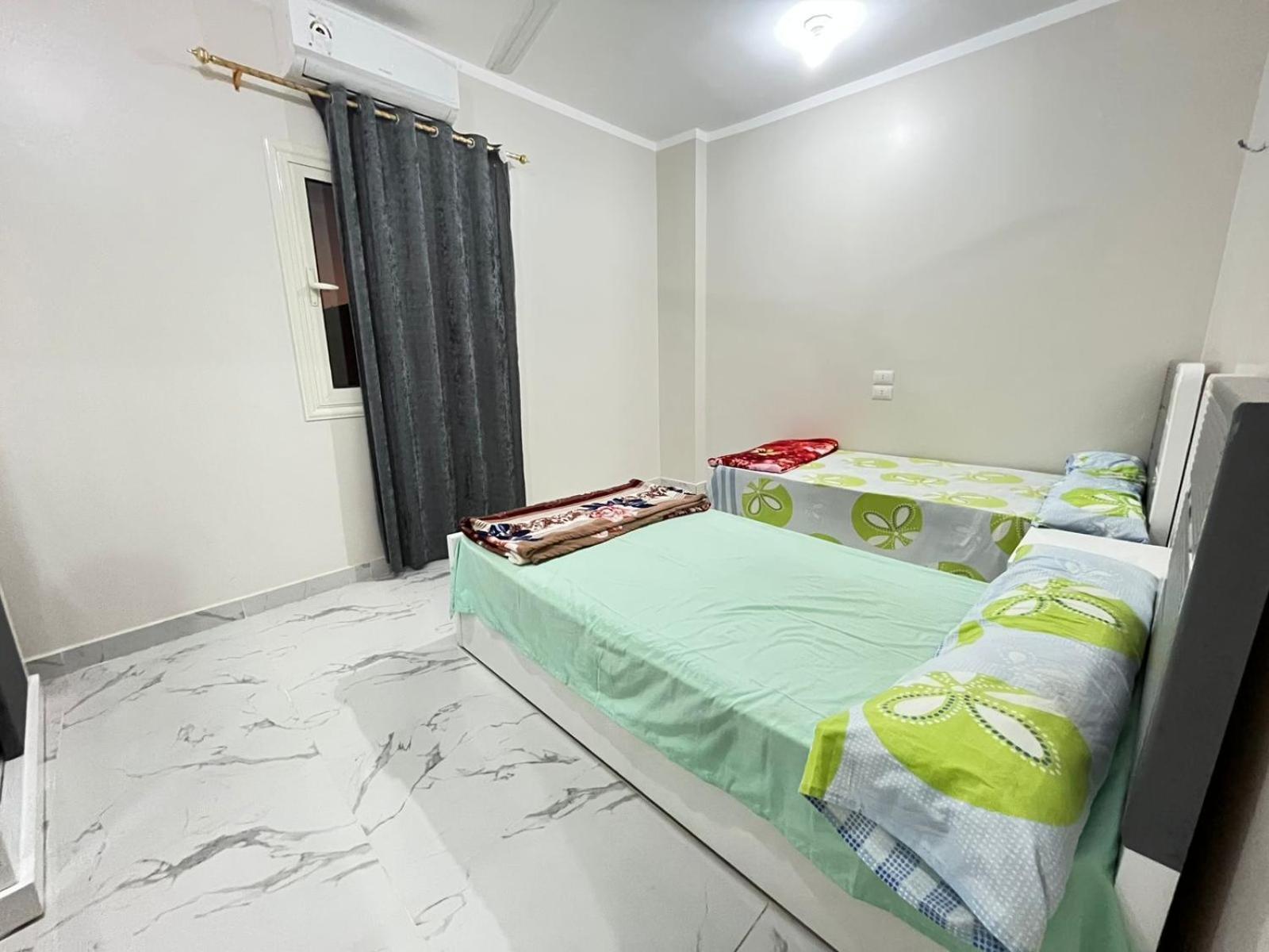 Family In 3 Bed Marsa Alam