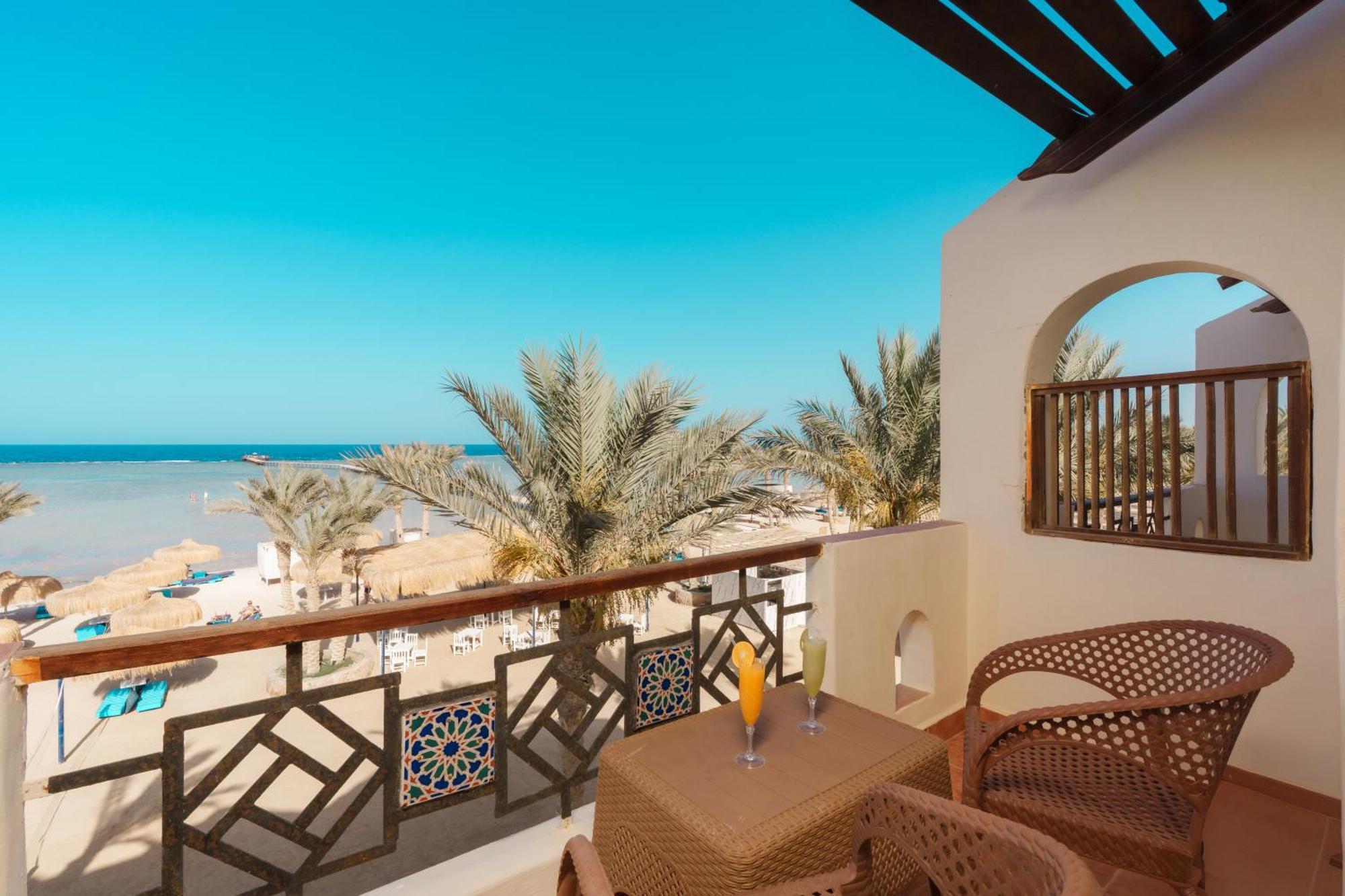 Hotel Protels Crystal 4*