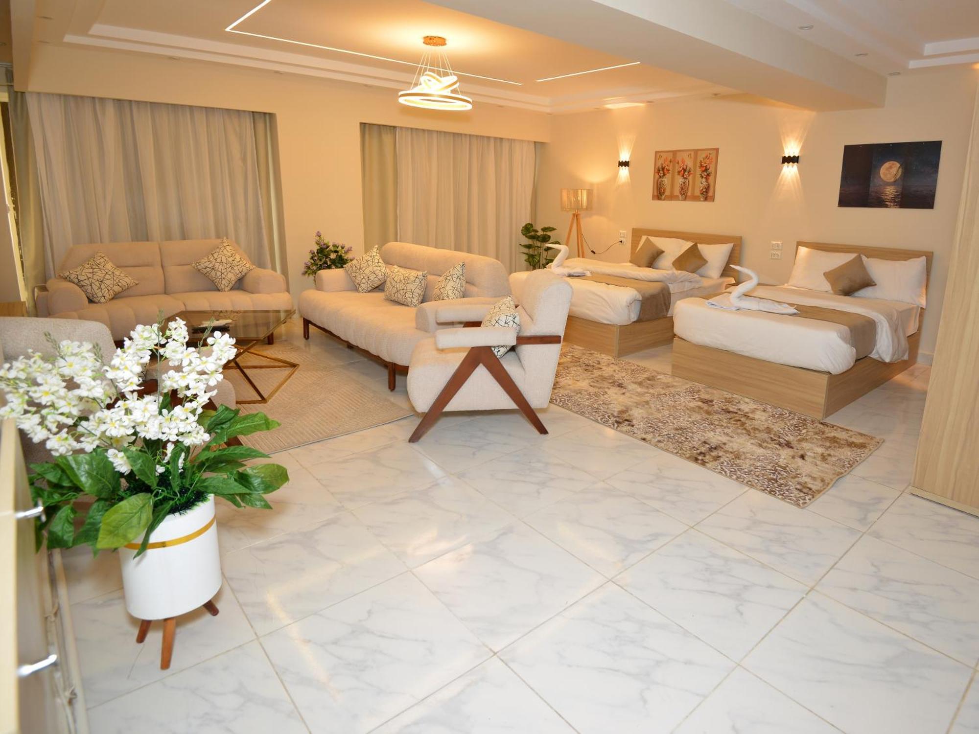 Nile Diamond Cairo