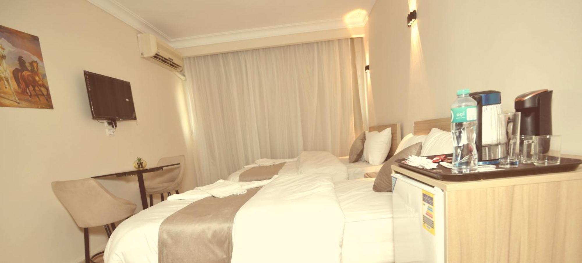 Nile Diamond Cairo