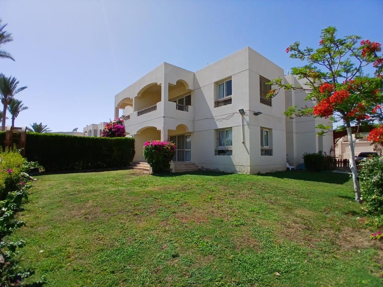 Ss-2249 Aurora 2bedrooms *
