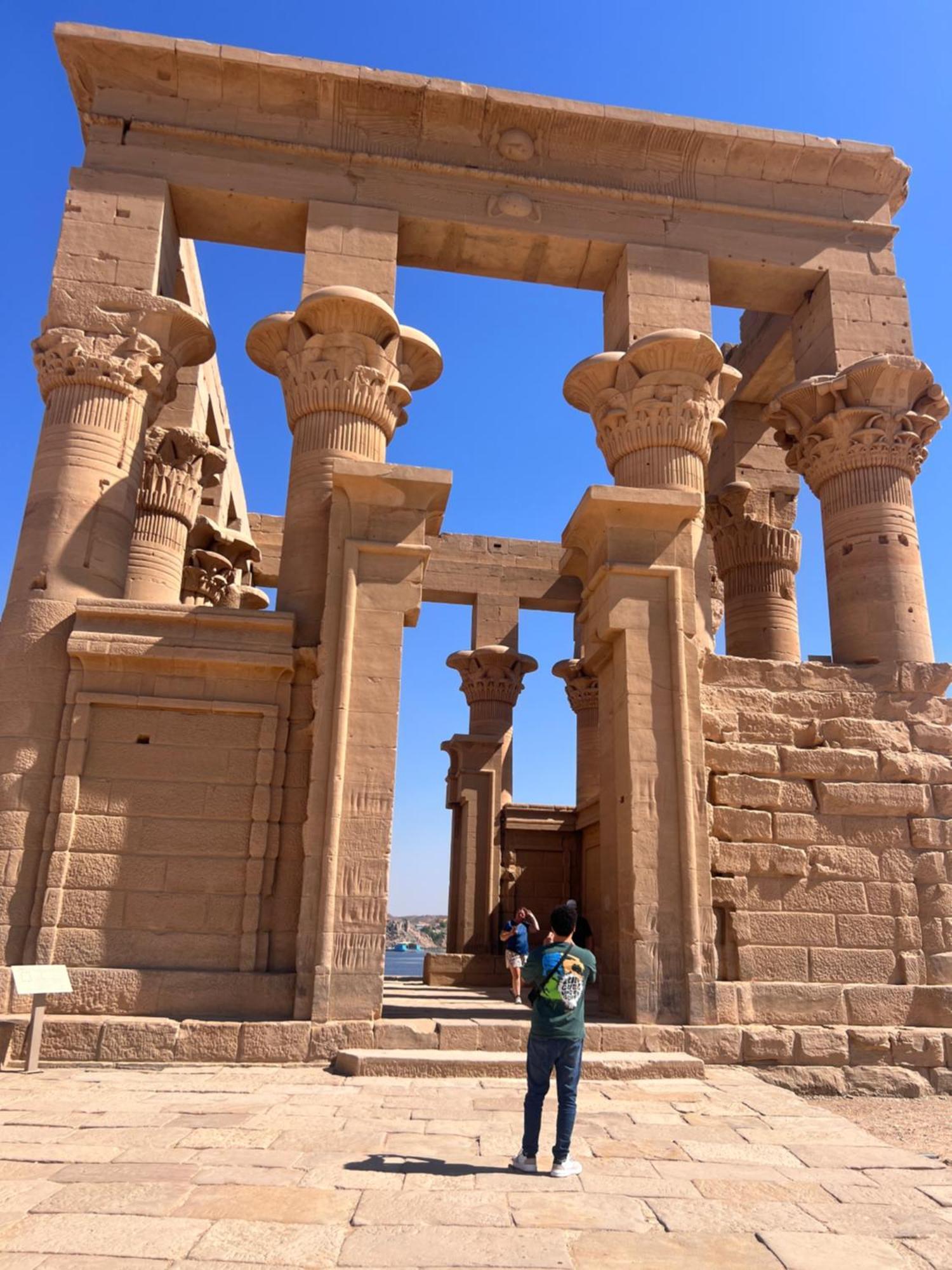 Pyramids Magic View * Cairo