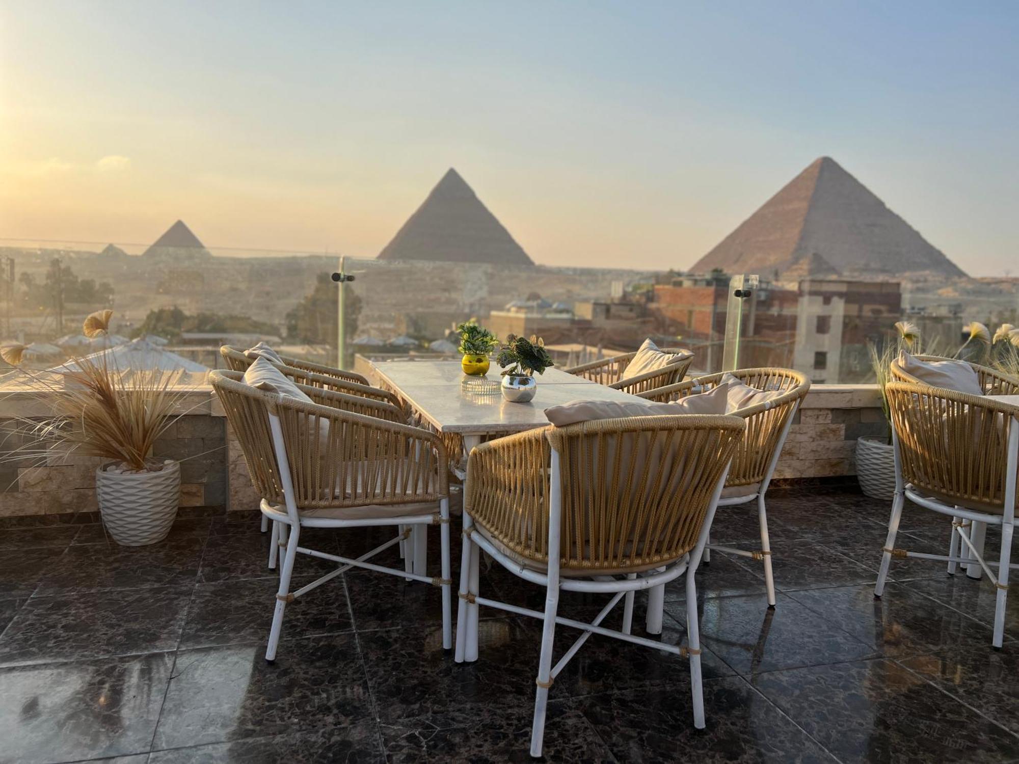 Hotel Pyramids Magic View Cairo