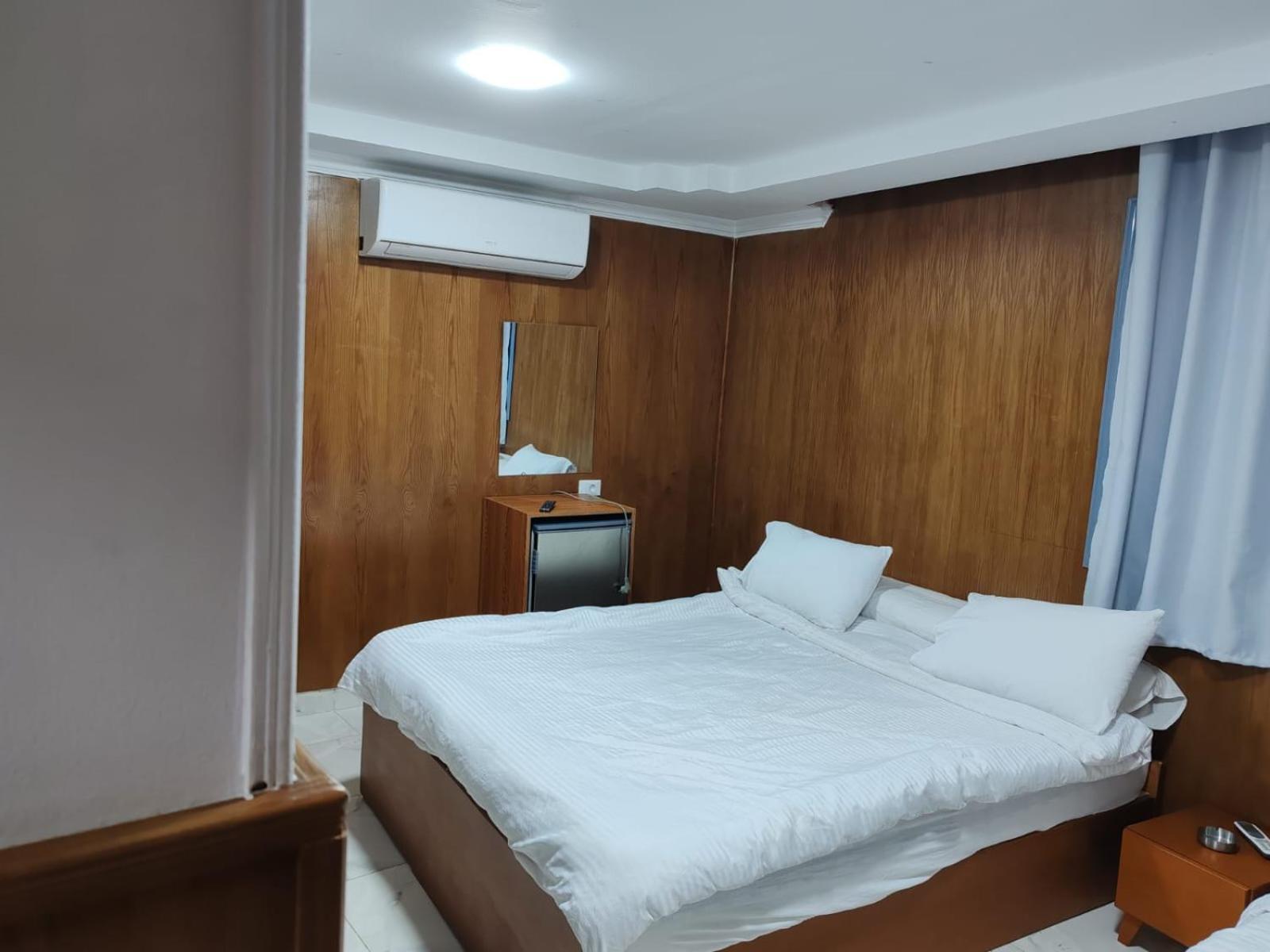 Hotel Del Ceilo 3*