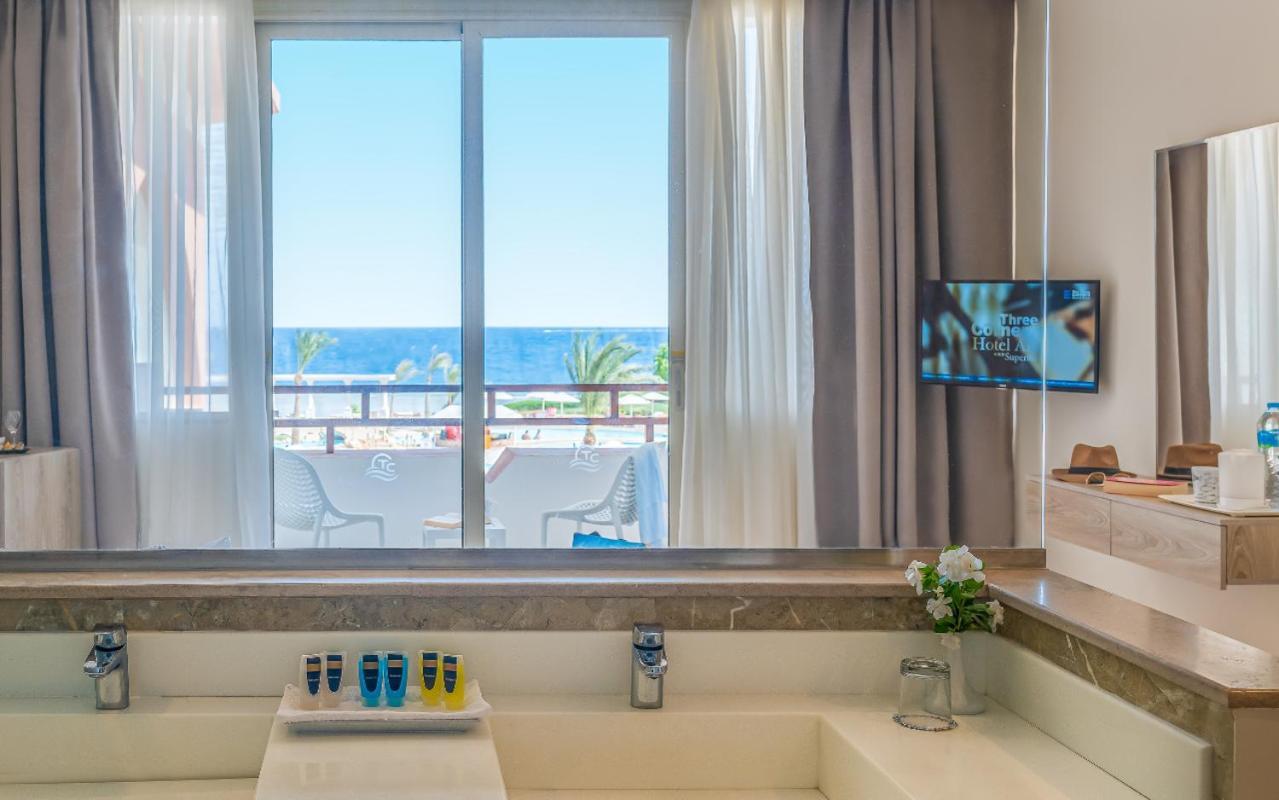 Three Corners Equinox Resort 4*