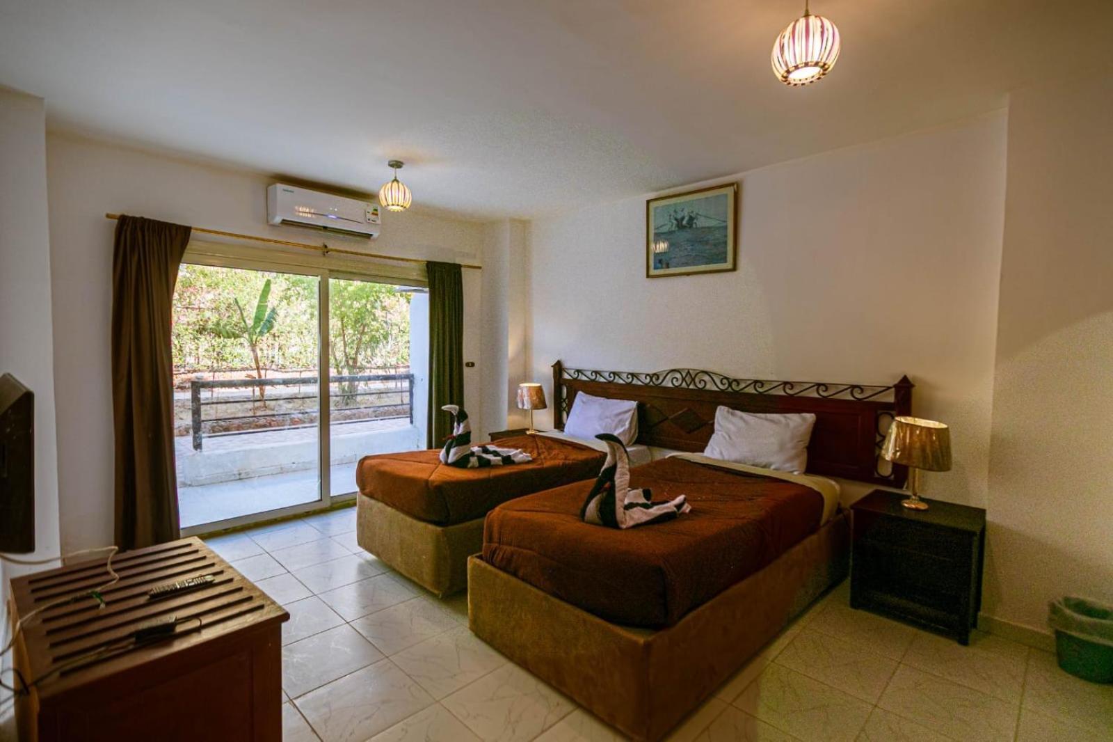 Fox House * Hurghada