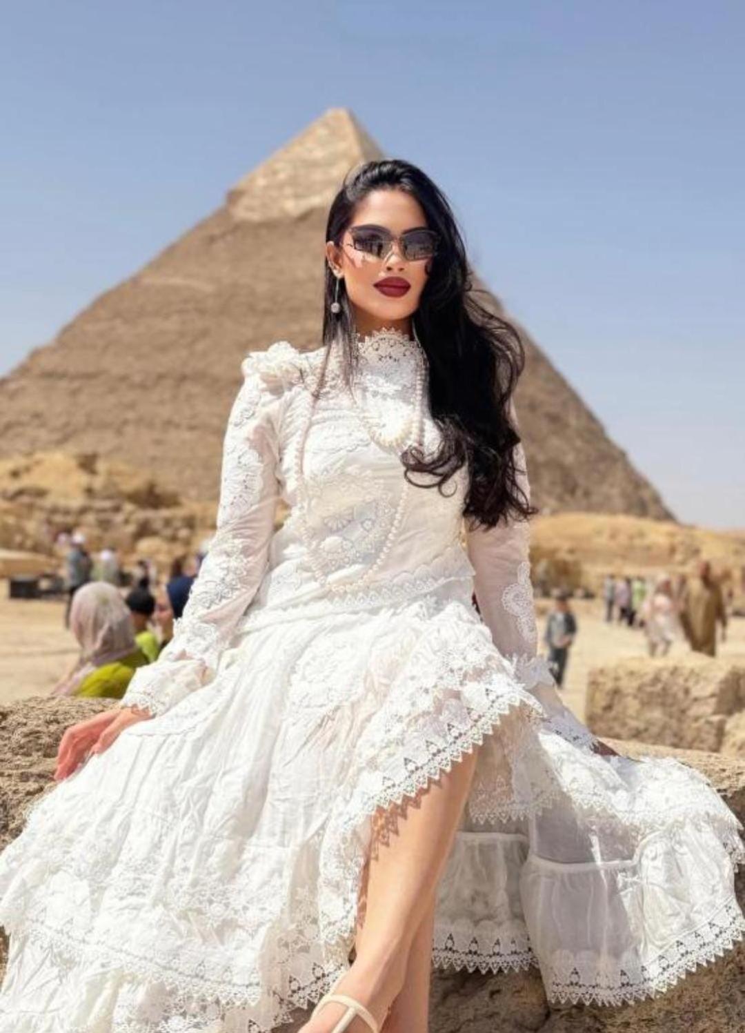 Queen Of Pyramids Cairo