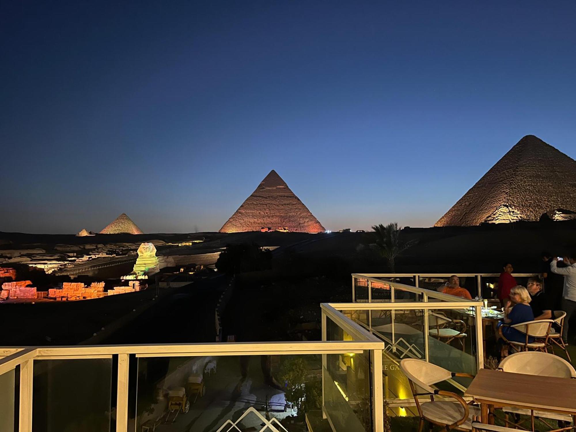 Pyramids & Sphinx Gate Front View 4*