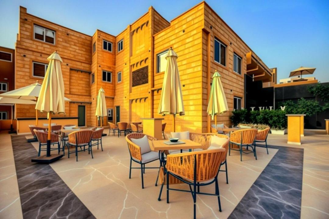 Pyramids & Sphinx Gate Front View Hotel