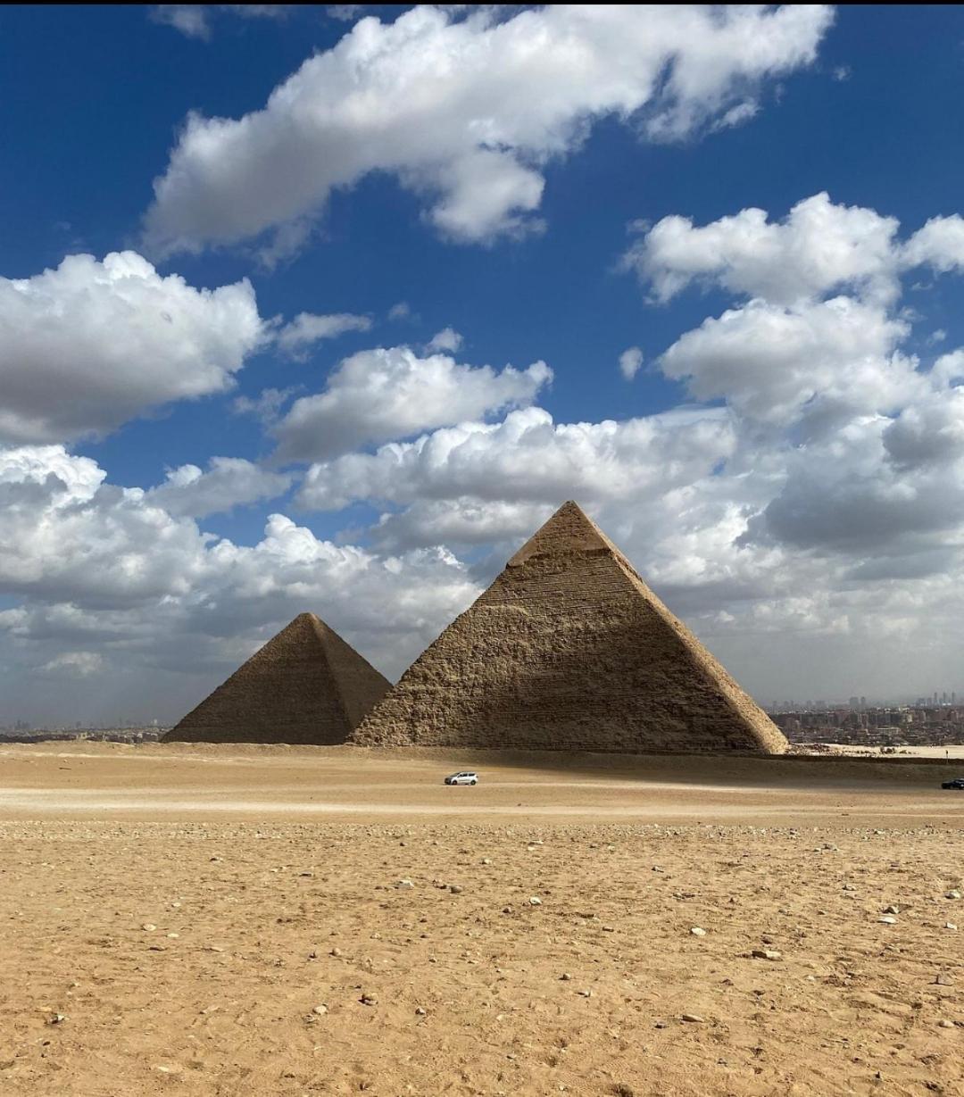 Pyramid View Inn *