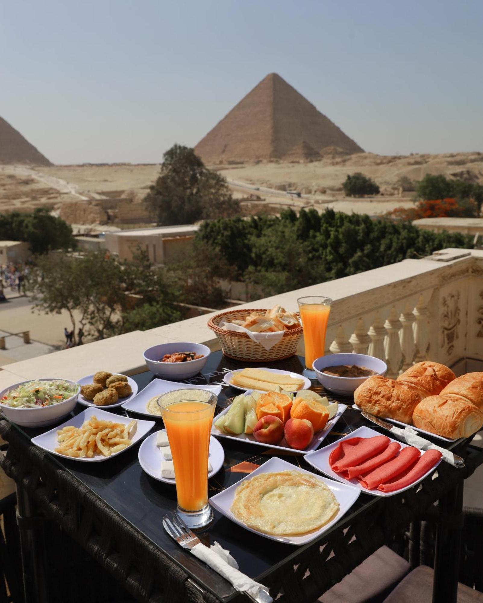 Great Scarab Pyramids 3* Cairo