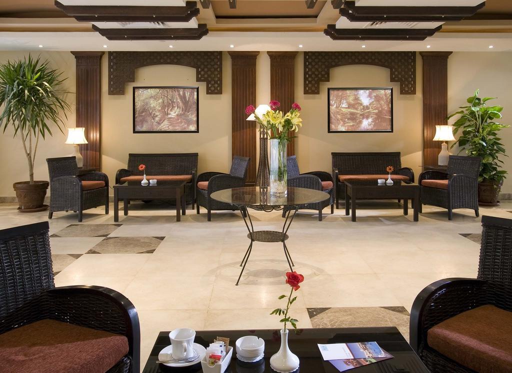 Hotel Swiss Plaza 4*